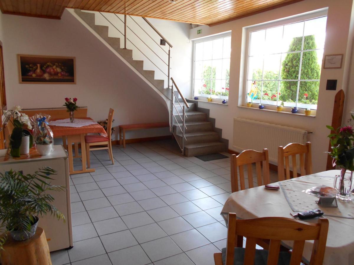 Arpad Panzio Bed and Breakfast Győr Buitenkant foto